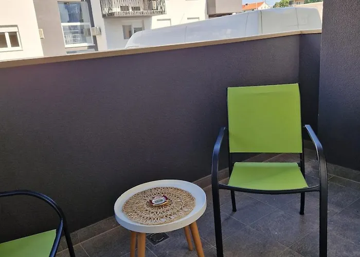 Zatvoreno Apartment *